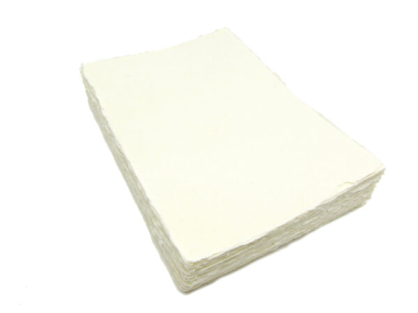 Handgeschöpftes Papier - Bütten - DIN A5 - Cremeweiß - Baumwolle