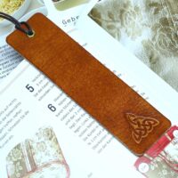 Leder Lesezeichen OX Lion Celtic Triquetta