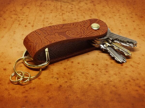 Schlüssel Organizer - OX Paisley Light - Gold & Silber – Bild 13